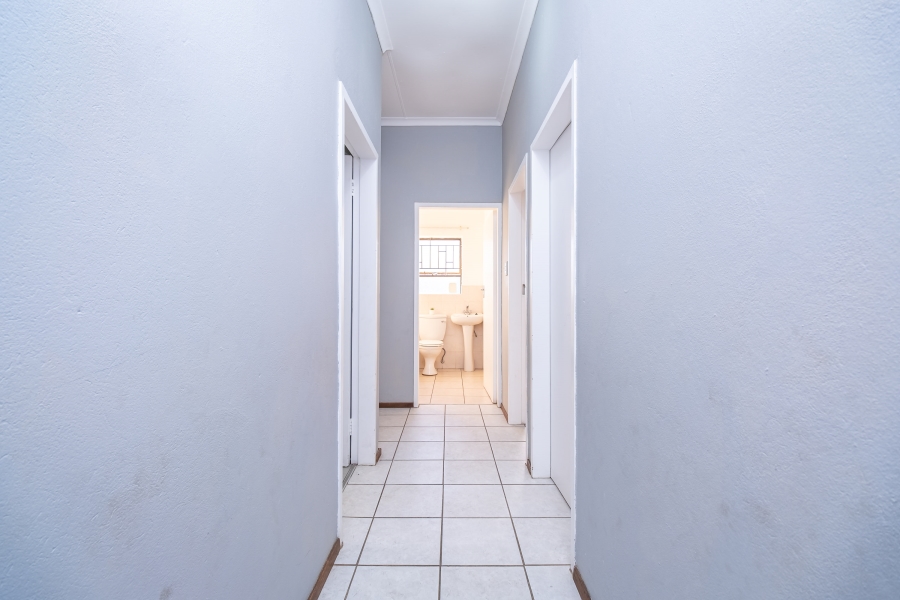 3 Bedroom Property for Sale in Roodekrans Gauteng