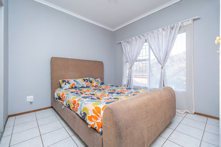 3 Bedroom Property for Sale in Roodekrans Gauteng