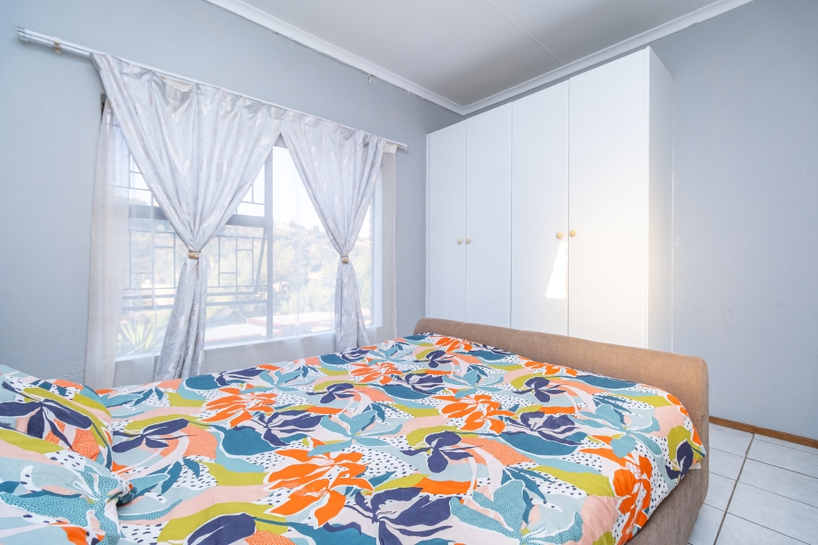 3 Bedroom Property for Sale in Roodekrans Gauteng