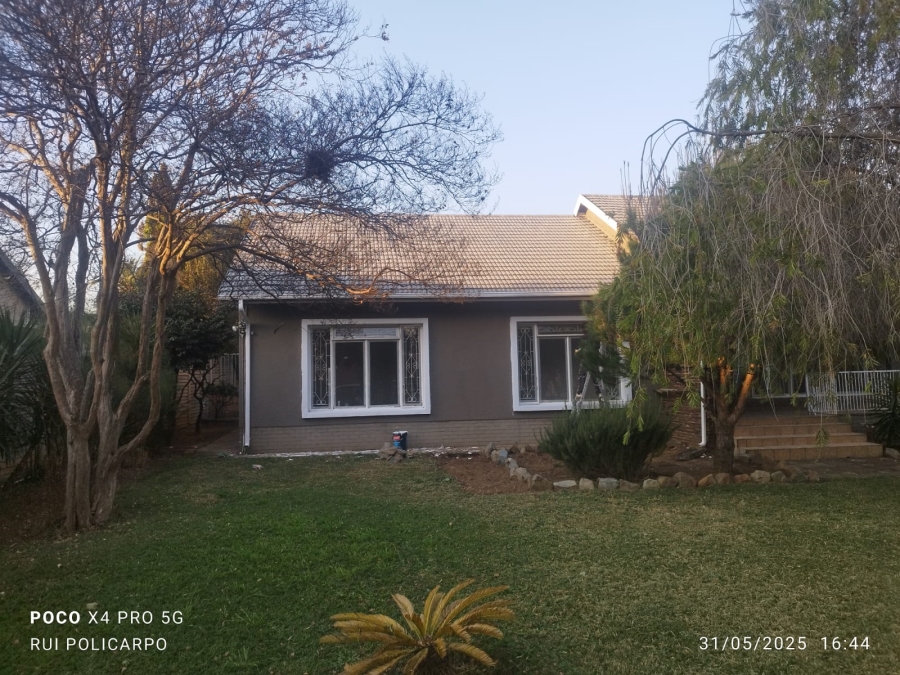 3 Bedroom Property for Sale in Farrarmere Gauteng