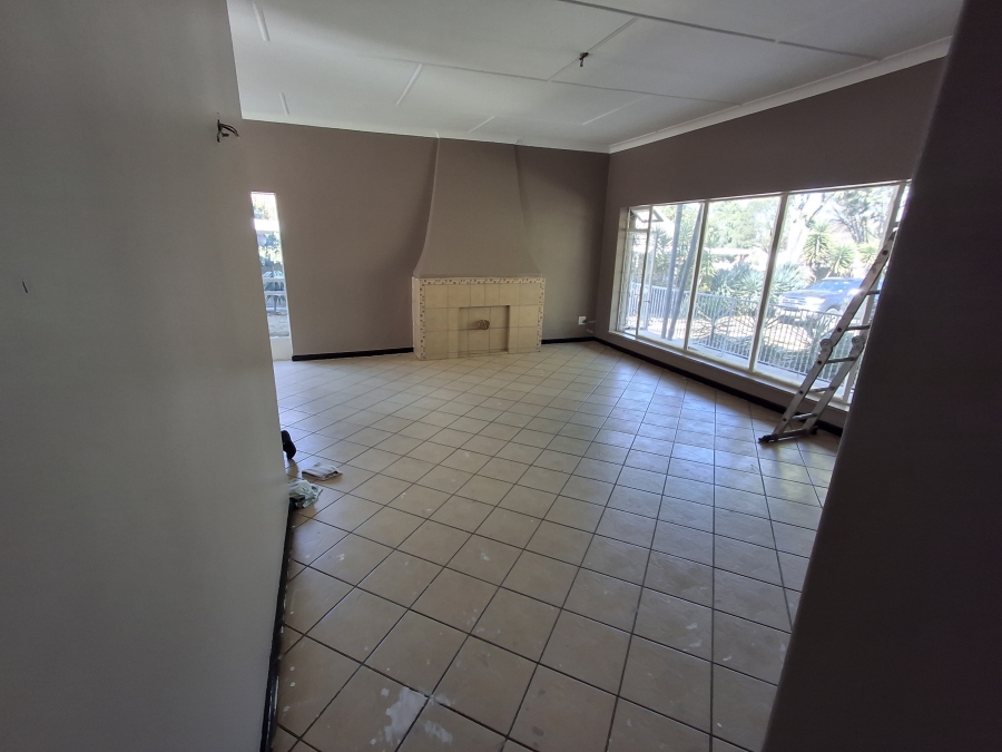 3 Bedroom Property for Sale in Farrarmere Gauteng