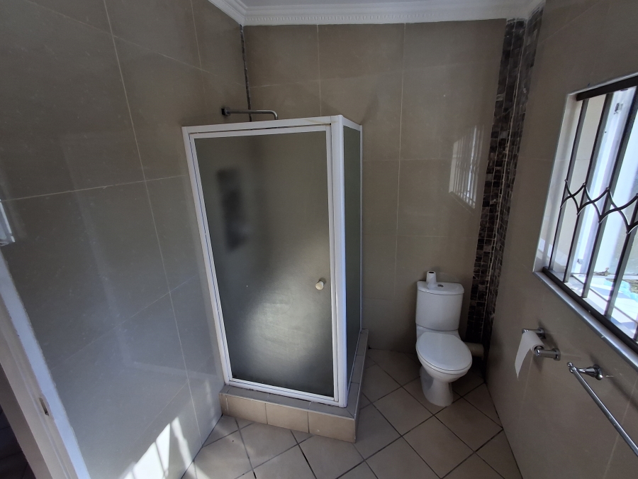 3 Bedroom Property for Sale in Farrarmere Gauteng