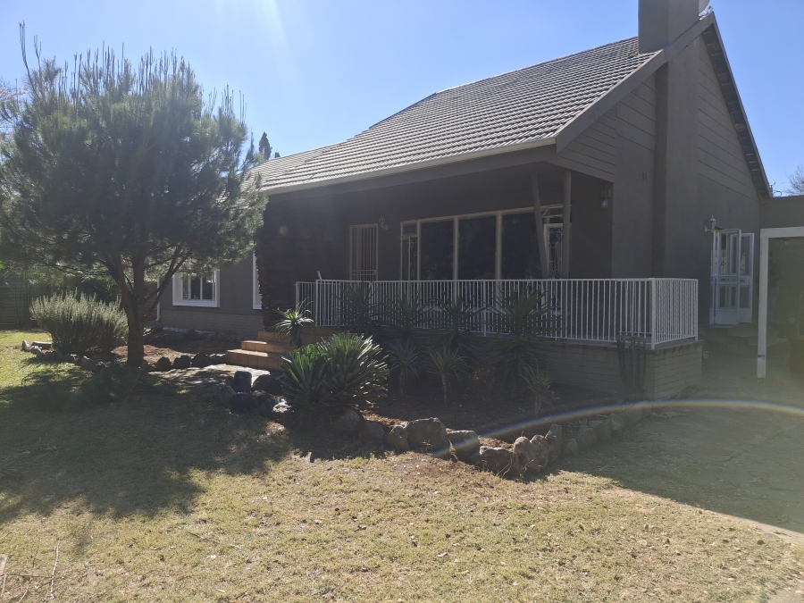 3 Bedroom Property for Sale in Farrarmere Gauteng