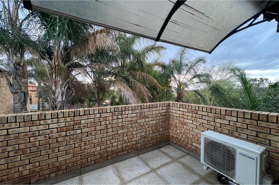 To Let 3 Bedroom Property for Rent in North Riding Gauteng