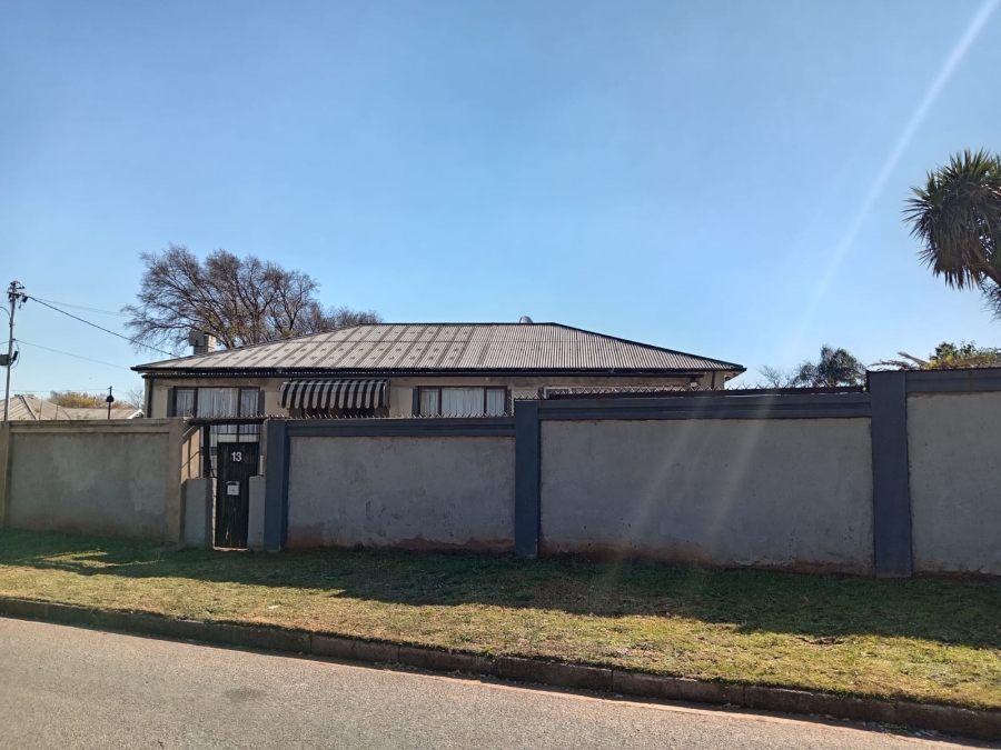3 Bedroom Property for Sale in Roodepoort North Gauteng