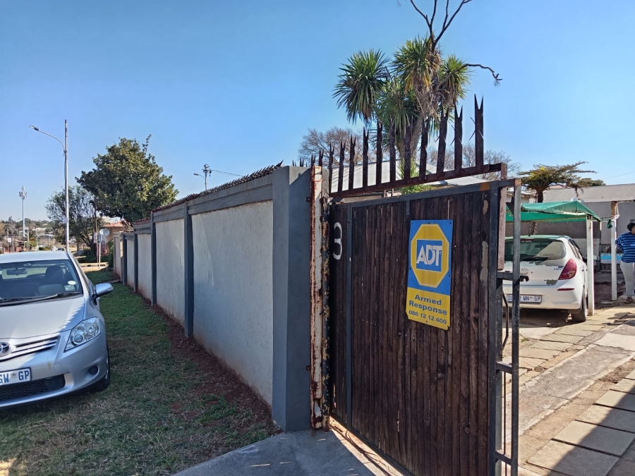 3 Bedroom Property for Sale in Roodepoort North Gauteng