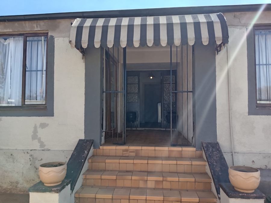 3 Bedroom Property for Sale in Roodepoort North Gauteng