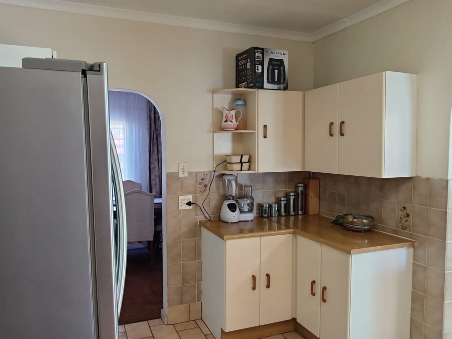 3 Bedroom Property for Sale in Roodepoort North Gauteng