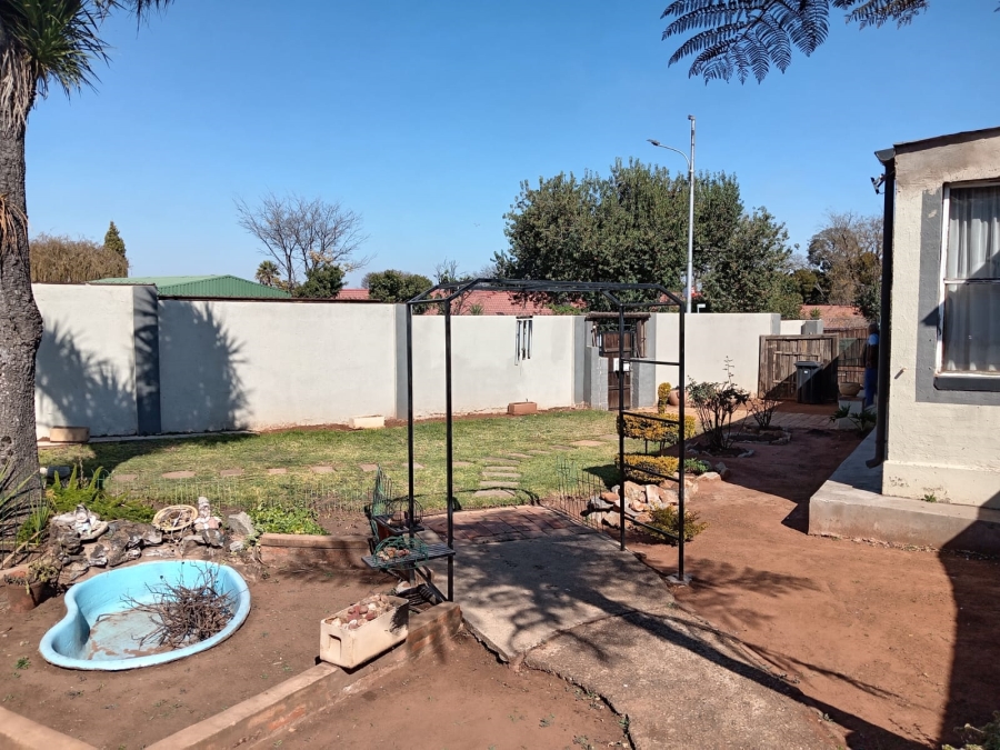3 Bedroom Property for Sale in Roodepoort North Gauteng