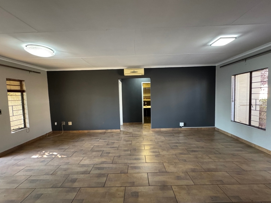 2 Bedroom Property for Sale in Parkrand Gauteng