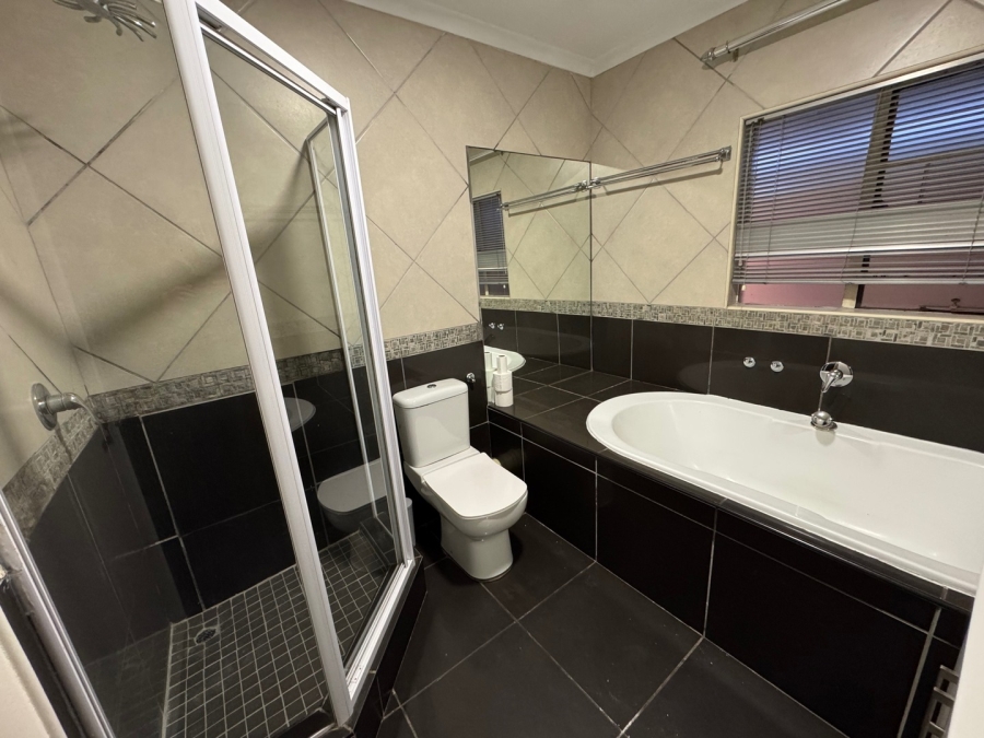 2 Bedroom Property for Sale in Parkrand Gauteng