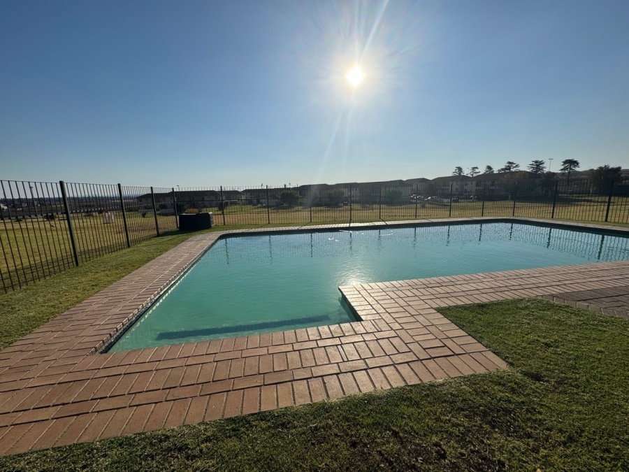 2 Bedroom Property for Sale in Parkrand Gauteng