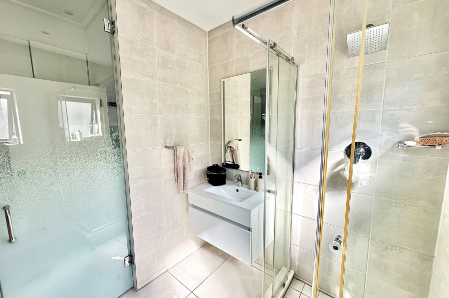2 Bedroom Property for Sale in The Polofields Gauteng