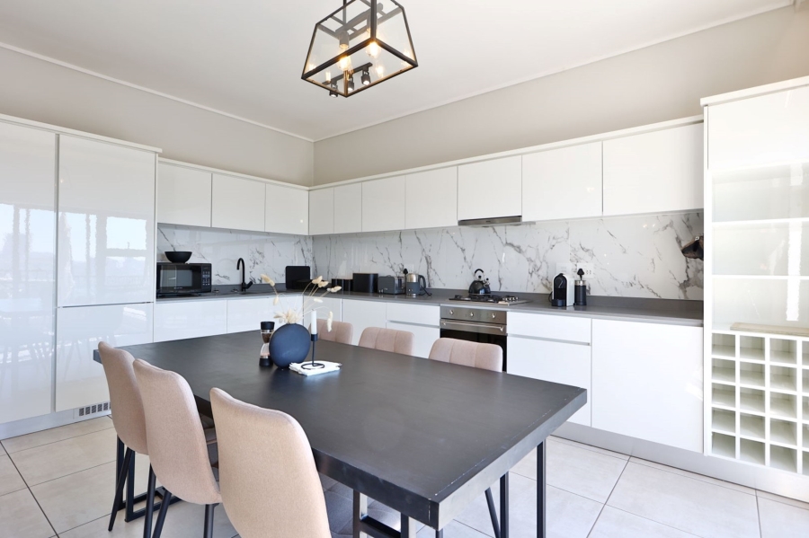 To Let 2 Bedroom Property for Rent in The Polofields Gauteng