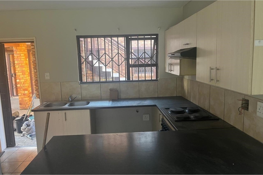 2 Bedroom Property for Sale in Witfield Gauteng