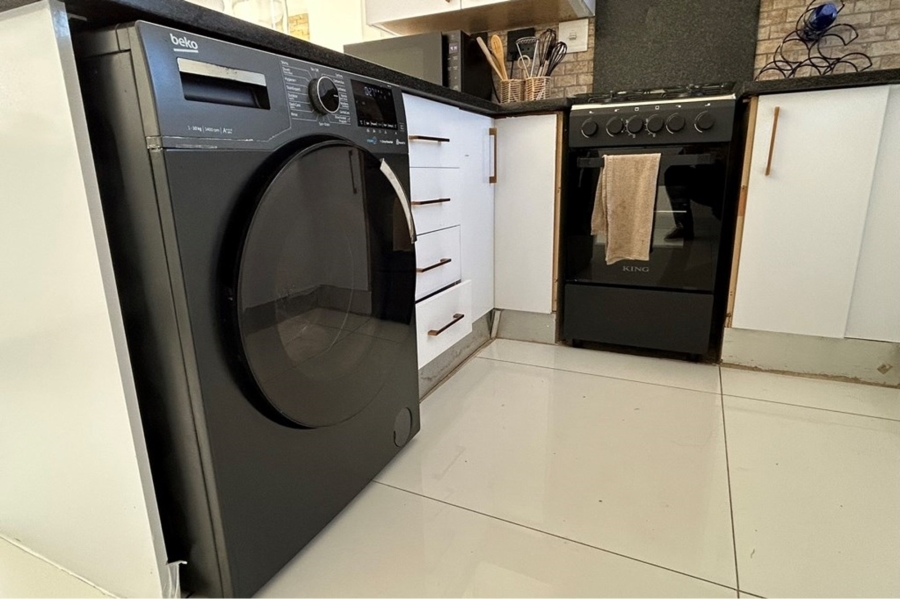 3 Bedroom Property for Sale in Marlands Gauteng