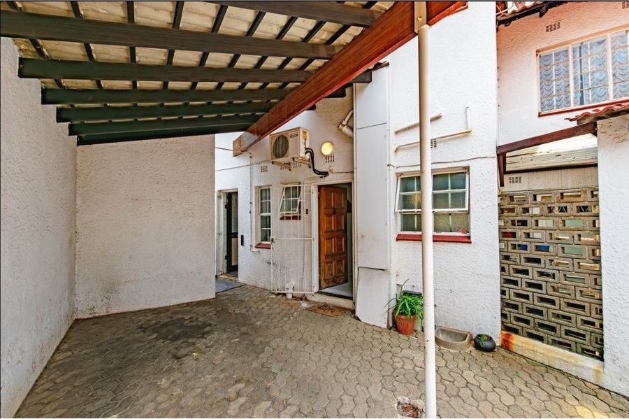 3 Bedroom Property for Sale in Kew Gauteng