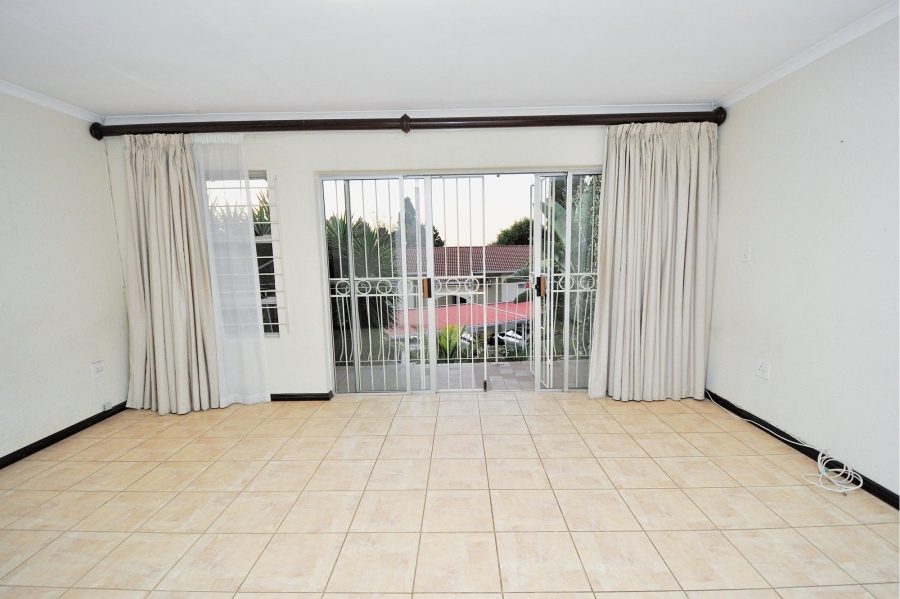 2 Bedroom Property for Sale in Northern Acres Gauteng
