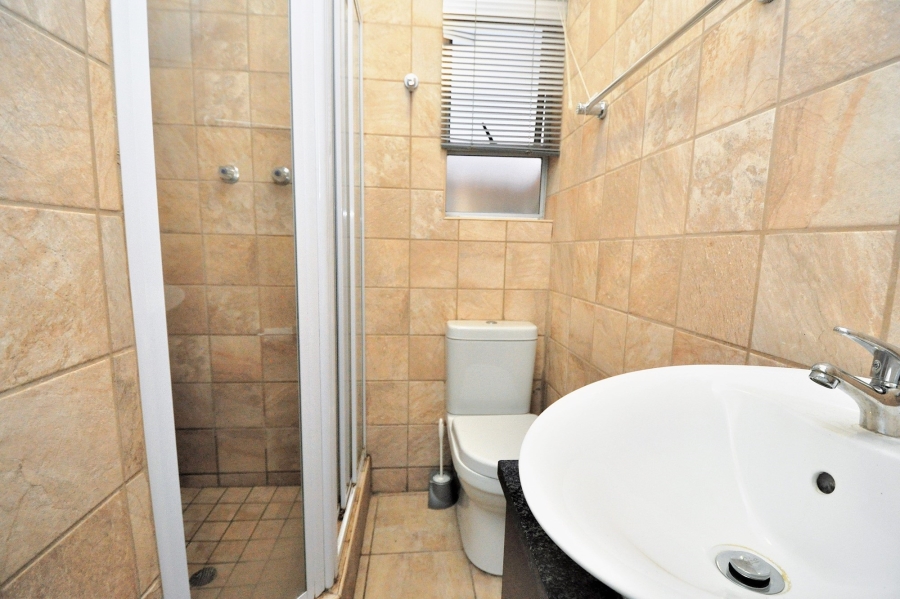 2 Bedroom Property for Sale in Northern Acres Gauteng
