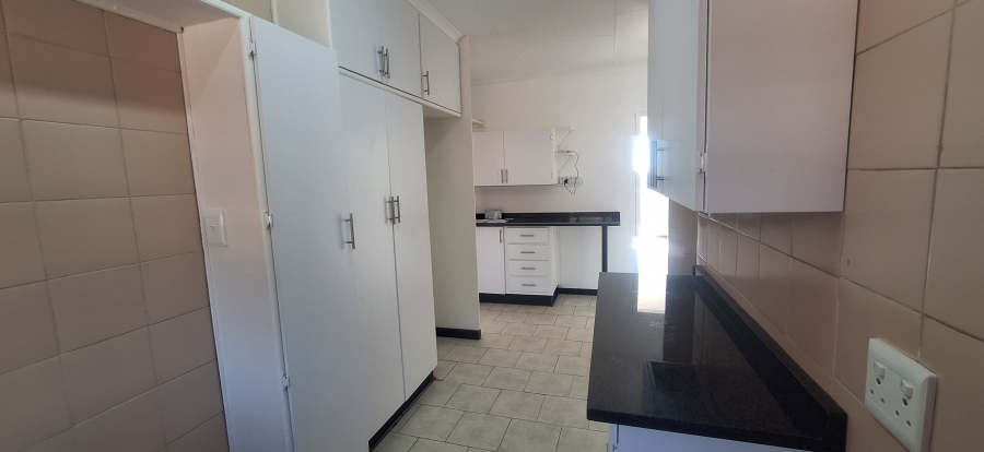 3 Bedroom Property for Sale in Silverfields Gauteng