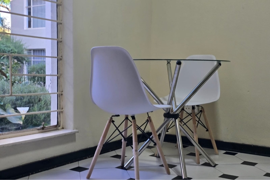 To Let 1 Bedroom Property for Rent in Illovo Gauteng