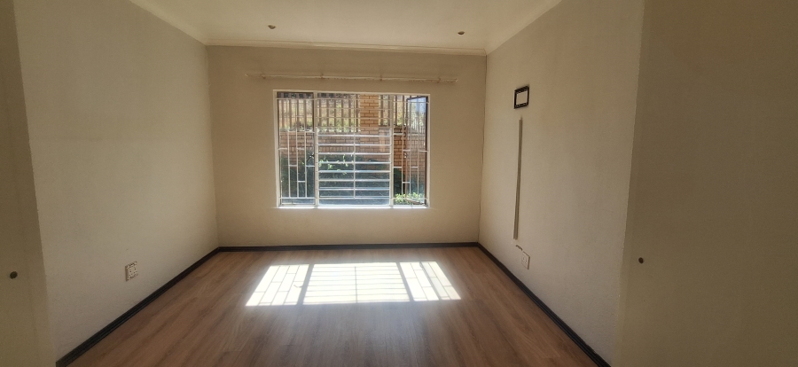 3 Bedroom Property for Sale in Kenmare Gauteng