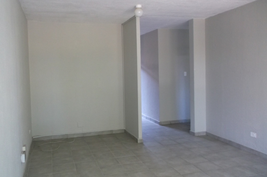 To Let 2 Bedroom Property for Rent in Impala Park Gauteng