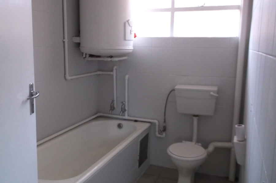 To Let 2 Bedroom Property for Rent in Impala Park Gauteng