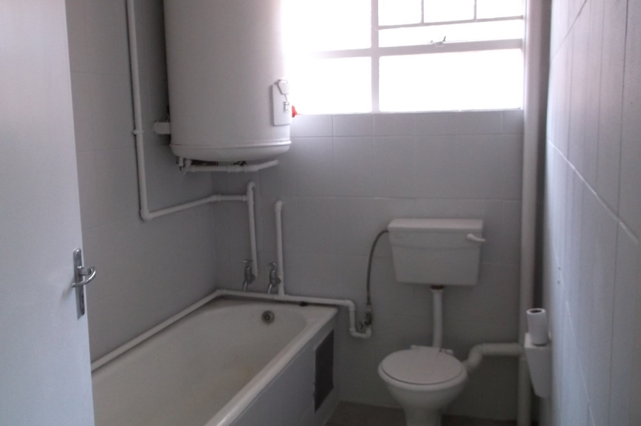 To Let 2 Bedroom Property for Rent in Impala Park Gauteng