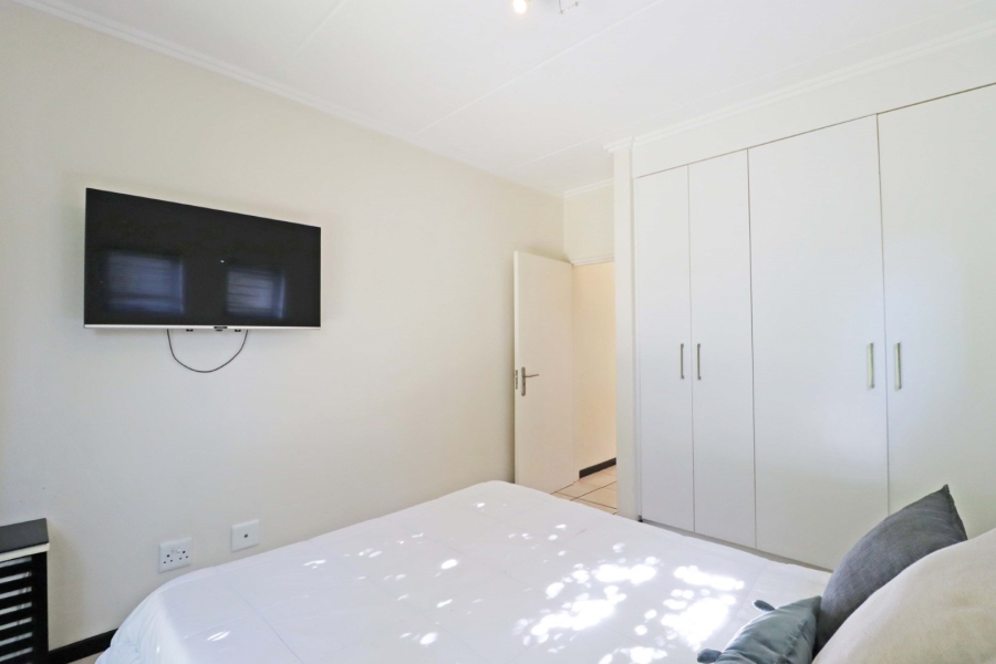 2 Bedroom Property for Sale in Bryanston Gauteng