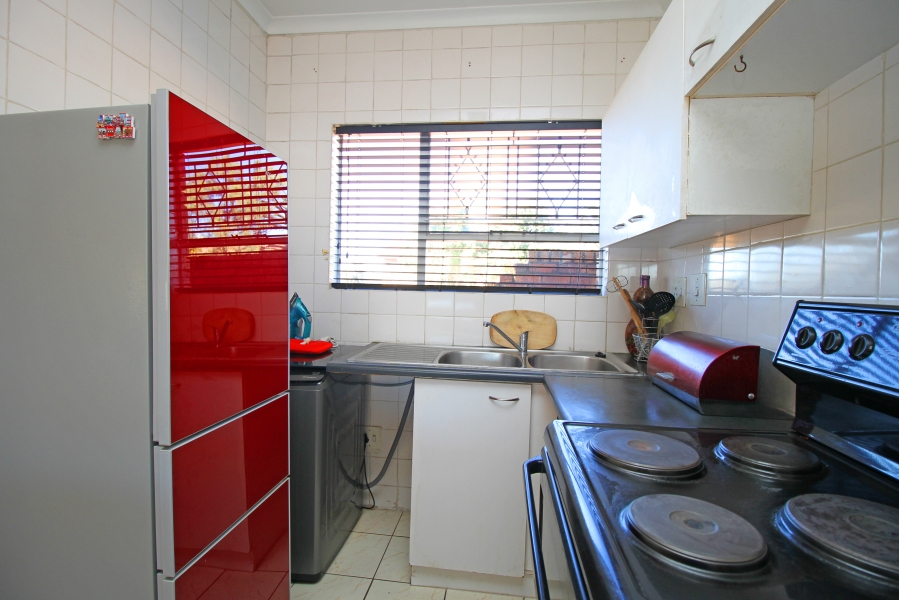 2 Bedroom Property for Sale in Buccleuch Gauteng