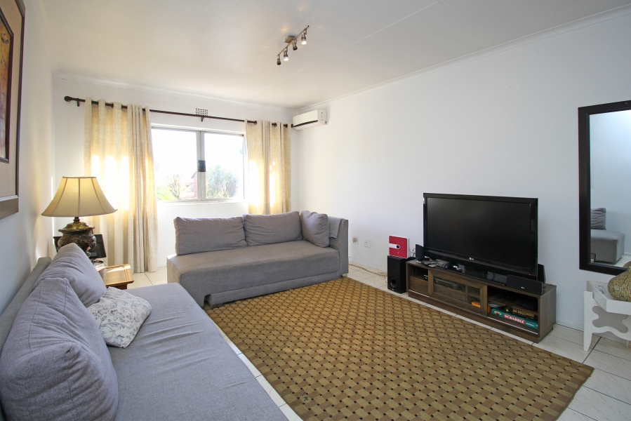 2 Bedroom Property for Sale in Buccleuch Gauteng