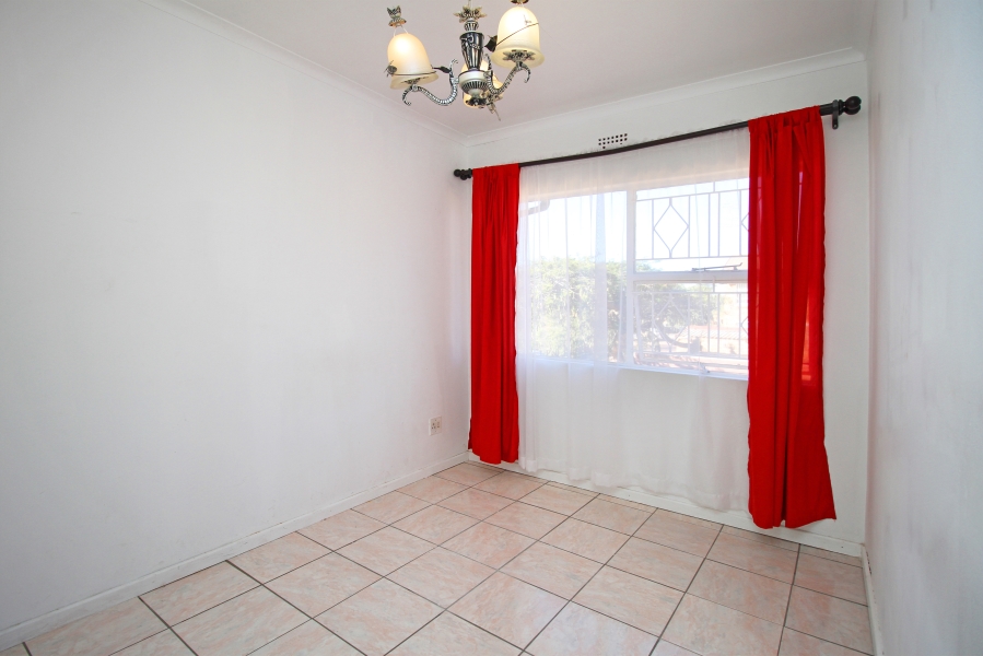 2 Bedroom Property for Sale in Buccleuch Gauteng