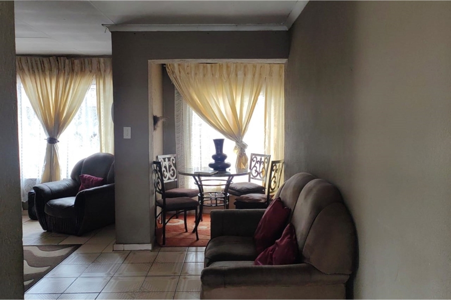 3 Bedroom Property for Sale in Lenasia South Gauteng