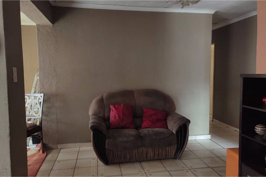3 Bedroom Property for Sale in Lenasia South Gauteng