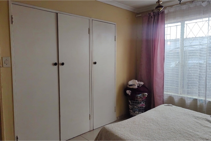3 Bedroom Property for Sale in Lenasia South Gauteng
