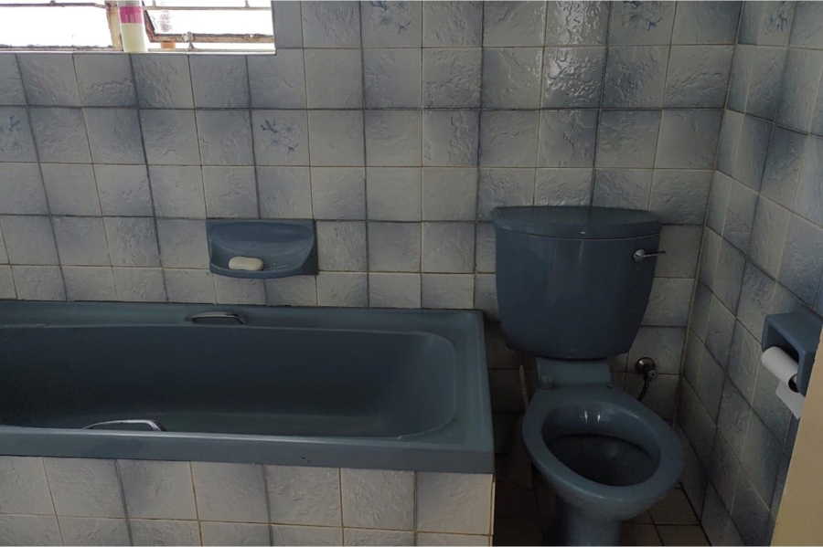 3 Bedroom Property for Sale in Lenasia South Gauteng