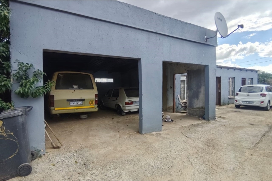 3 Bedroom Property for Sale in Lenasia South Gauteng