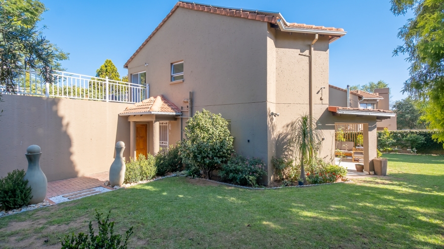 3 Bedroom Property for Sale in Douglasdale Gauteng