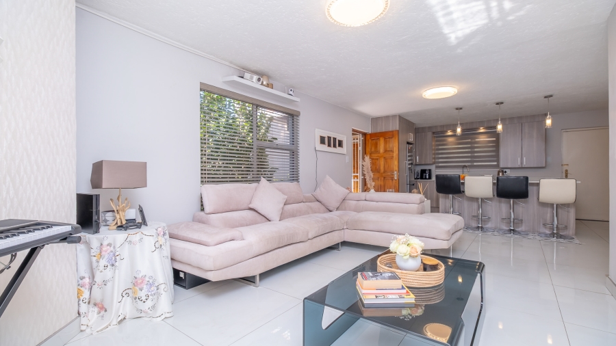3 Bedroom Property for Sale in Douglasdale Gauteng