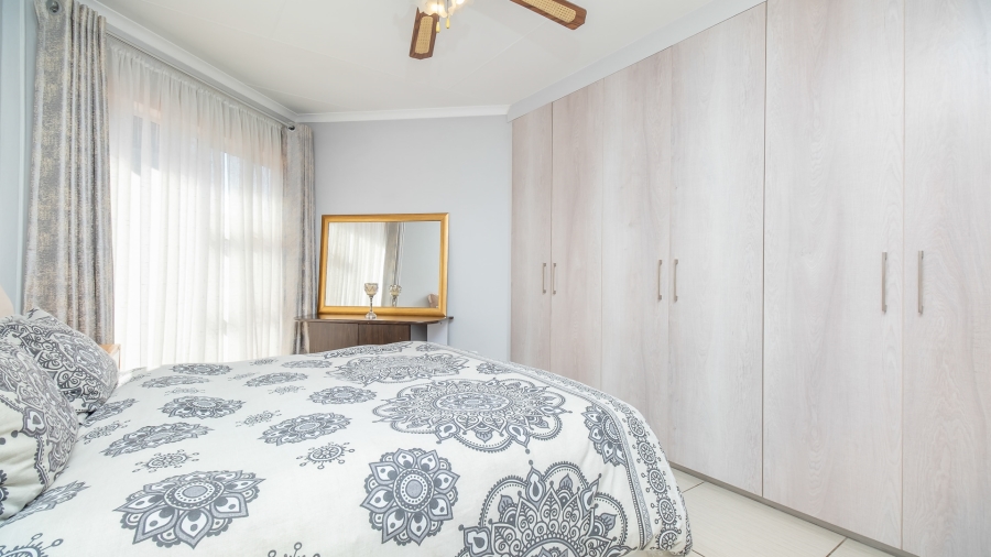 3 Bedroom Property for Sale in Douglasdale Gauteng