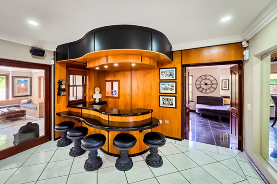 5 Bedroom Property for Sale in Kyalami Estates Gauteng