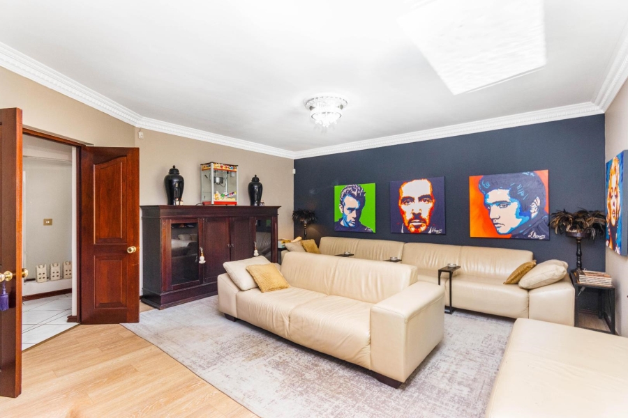 5 Bedroom Property for Sale in Kyalami Estates Gauteng