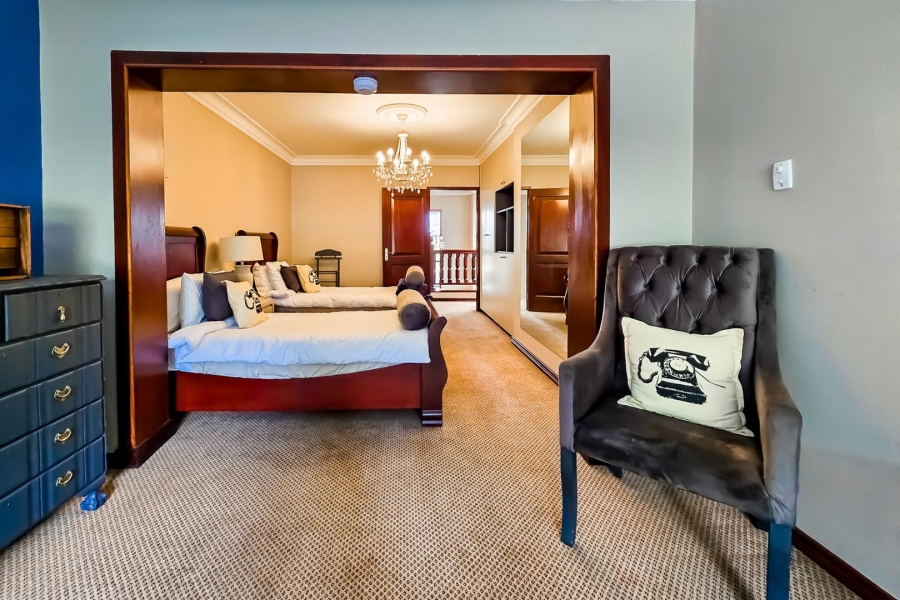 5 Bedroom Property for Sale in Kyalami Estates Gauteng