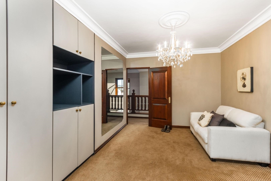 5 Bedroom Property for Sale in Kyalami Estates Gauteng