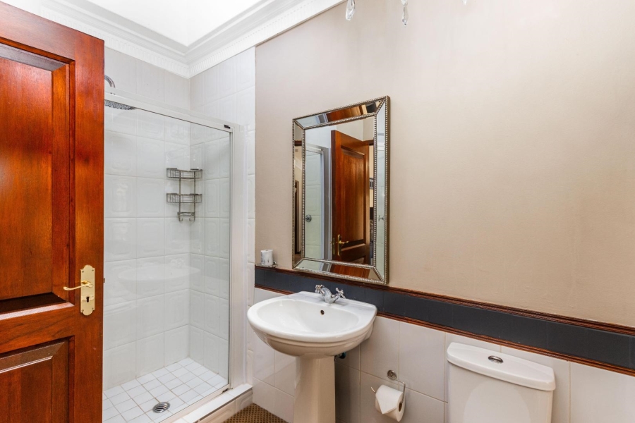 5 Bedroom Property for Sale in Kyalami Estates Gauteng