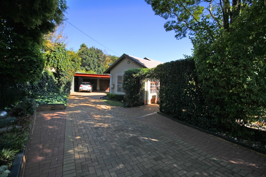 3 Bedroom Property for Sale in Allens Nek Gauteng