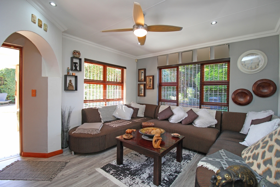 3 Bedroom Property for Sale in Allens Nek Gauteng