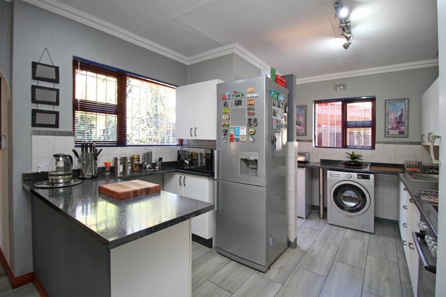 3 Bedroom Property for Sale in Allens Nek Gauteng
