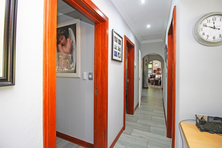 3 Bedroom Property for Sale in Allens Nek Gauteng